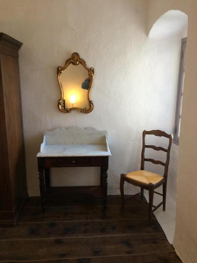 Casa Franceschi Bed & Breakfast Pioggiola Exterior photo